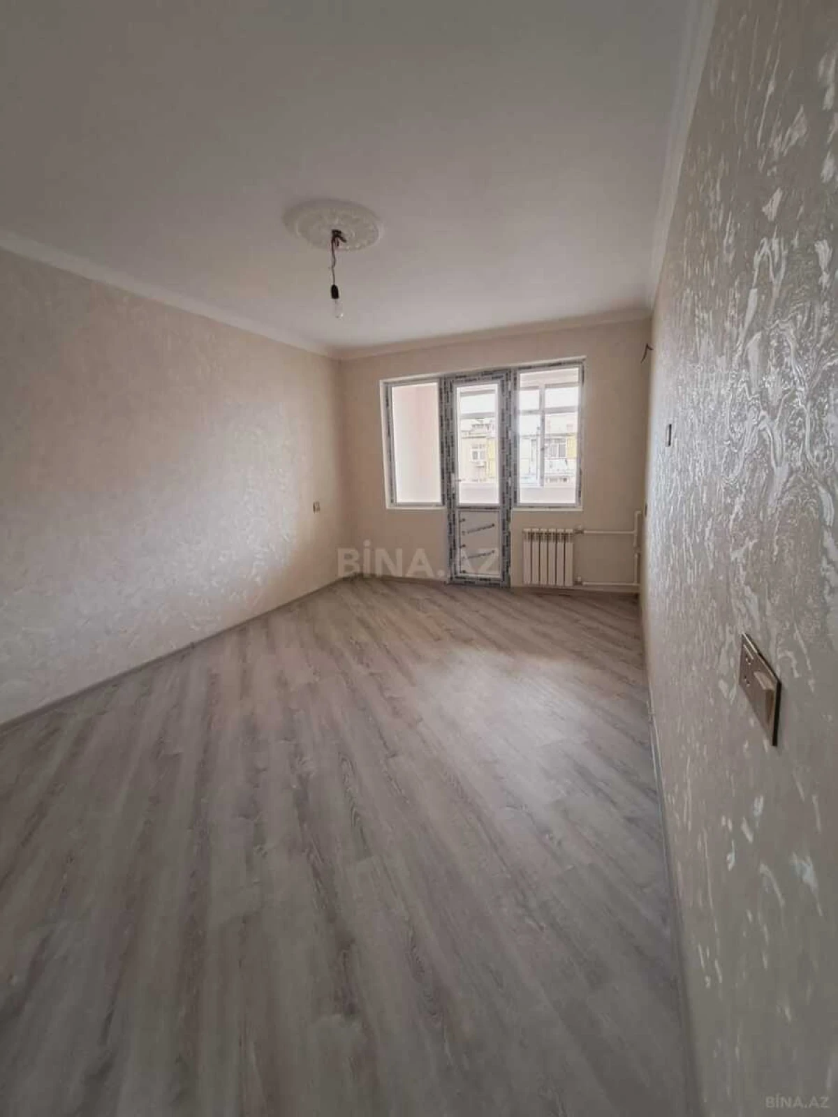 Satılır 1 otaqlı mənzil 37 m²