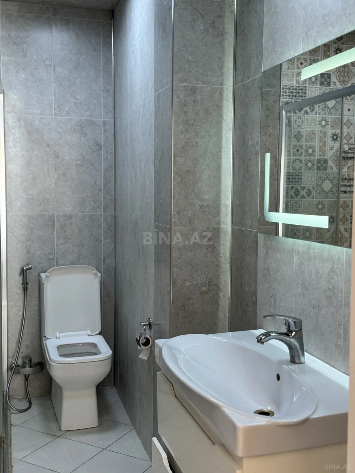 Kirayə verilir 3 otaqlı mənzil 100 m²