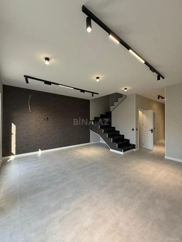 Satılır 4 otaqlı həyət evi 110 m²