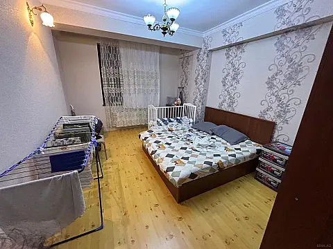 Kirayə verilir 2 otaqlı mənzil 72 m²
