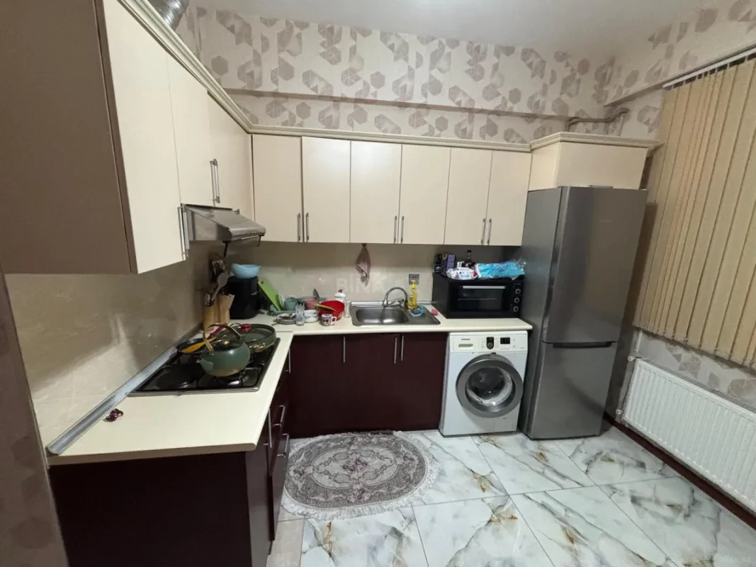 Kirayə verilir 2 otaqlı mənzil 72 m²