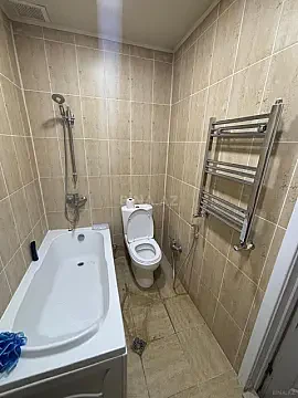 Kirayə verilir 1 otaqlı mənzil 60 m²