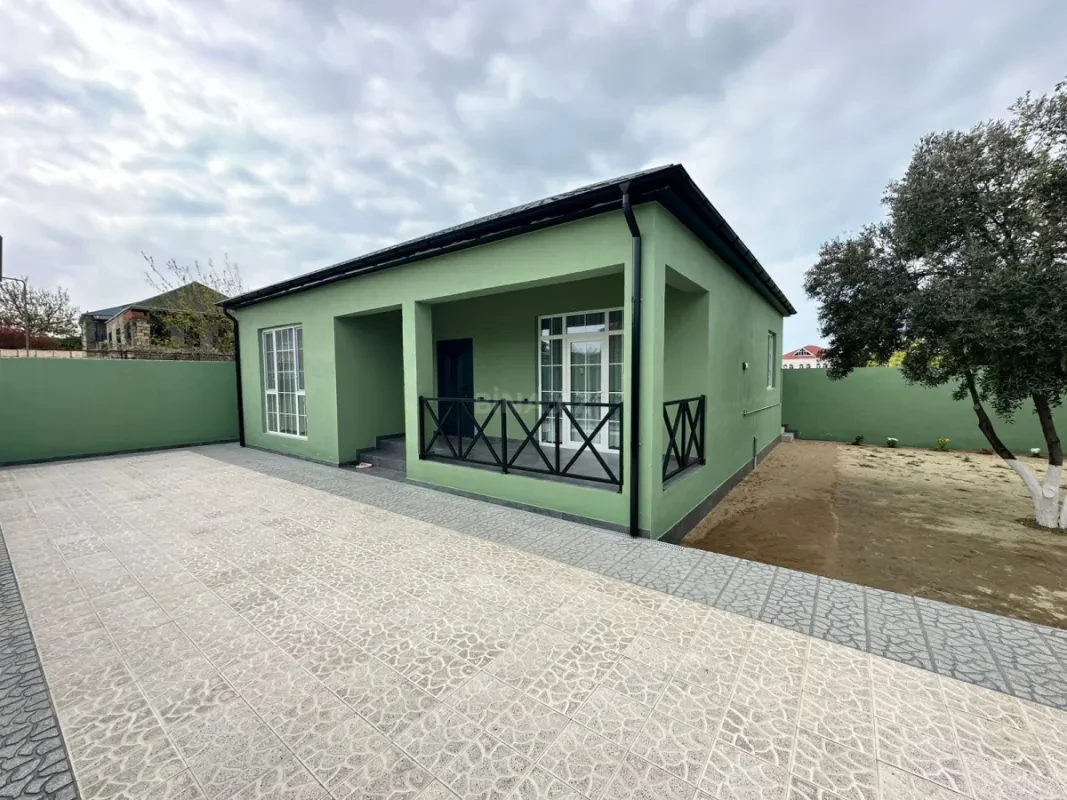 Satılır 3 otaqlı həyət evi 100 m²