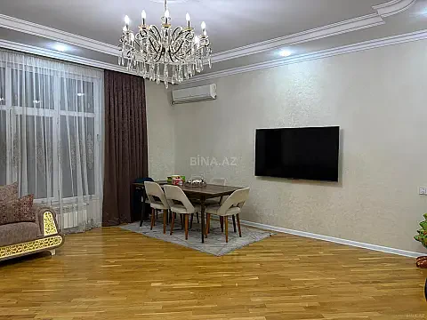 Satılır 2 otaqlı mənzil 109 m²