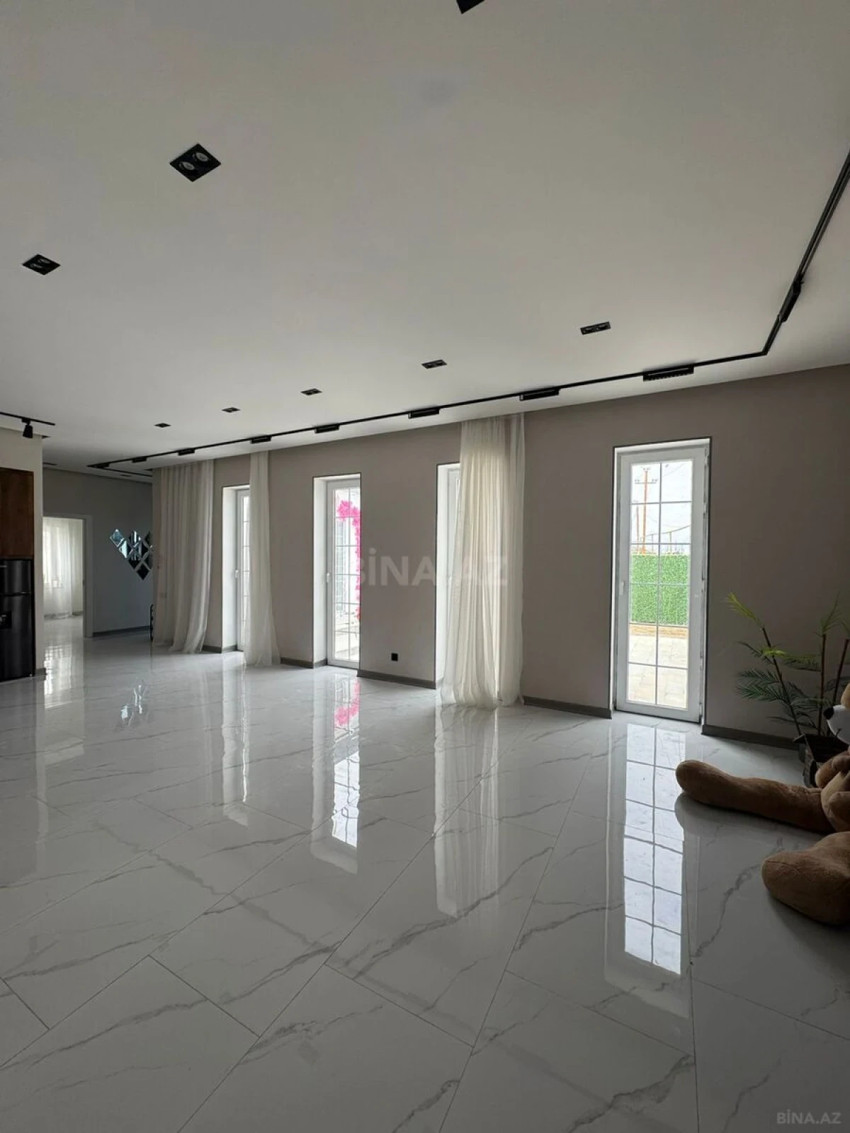 Satılır 4 otaqlı həyət evi 110 m²