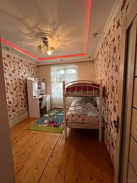 Satılır 3 otaqlı mənzil 52 m²