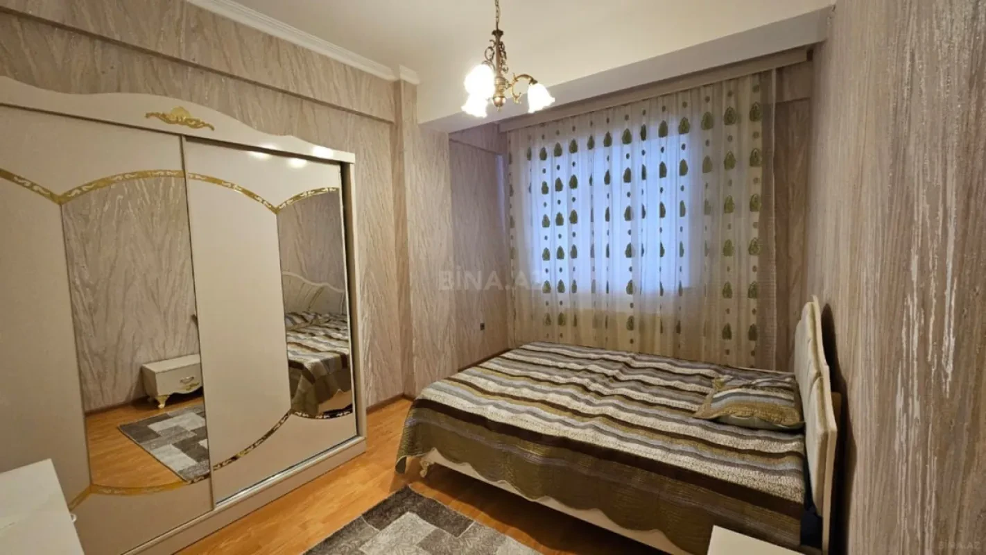 Kirayə verilir 2 otaqlı mənzil 70 m²