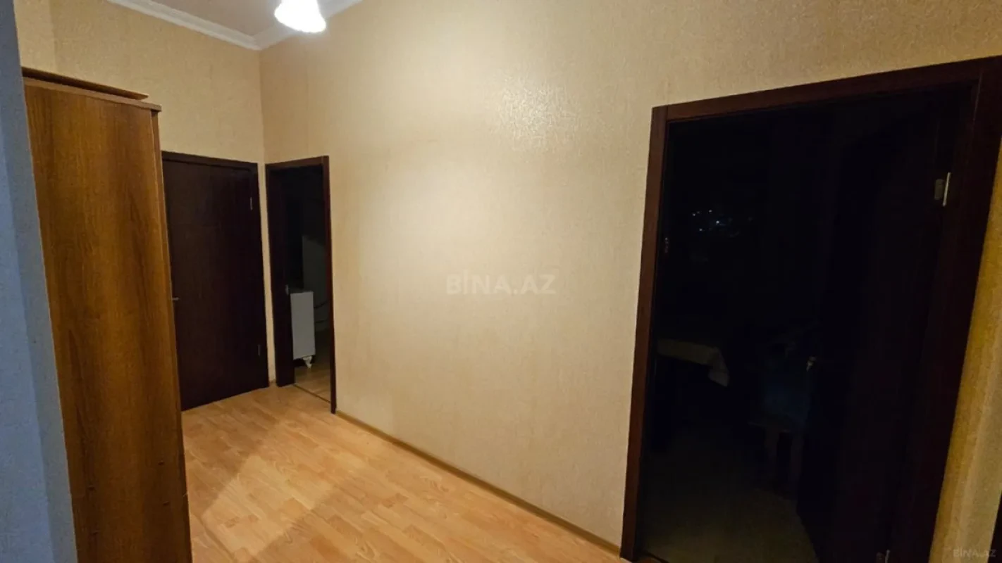 Kirayə verilir 2 otaqlı mənzil 70 m²