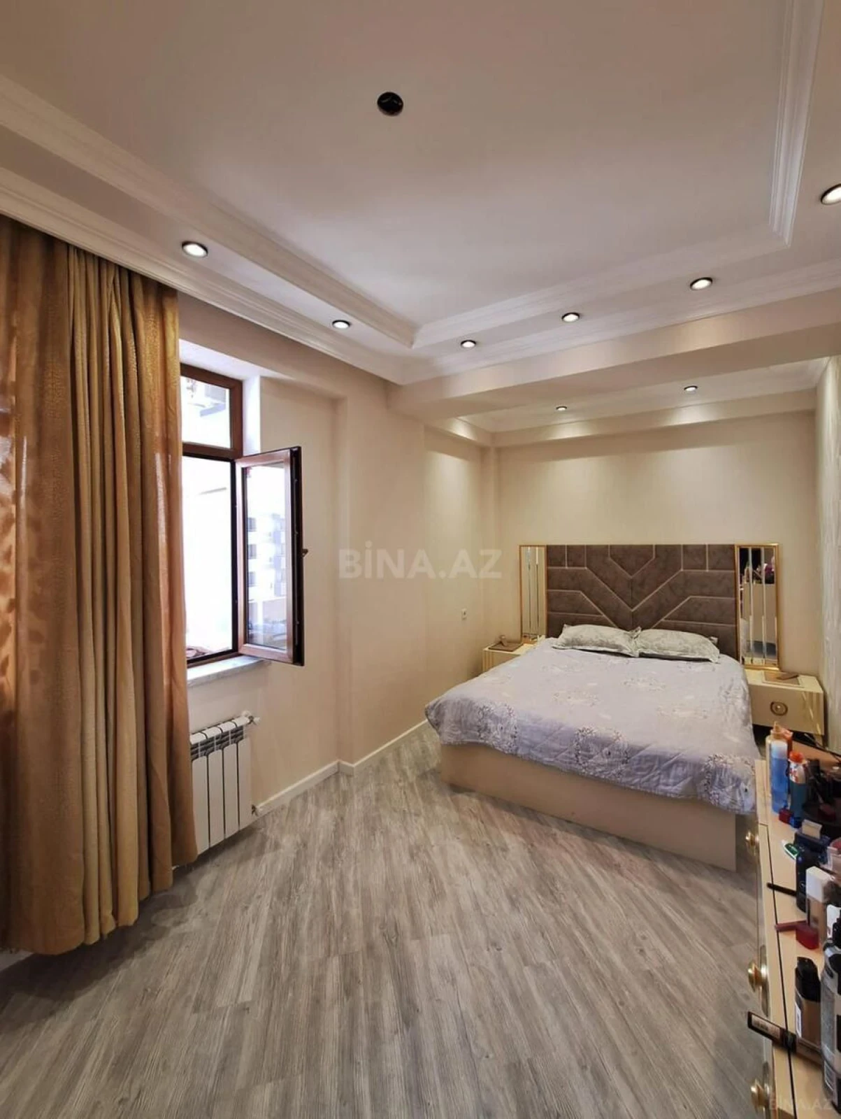 Kirayə verilir 2 otaqlı mənzil 1115 m²