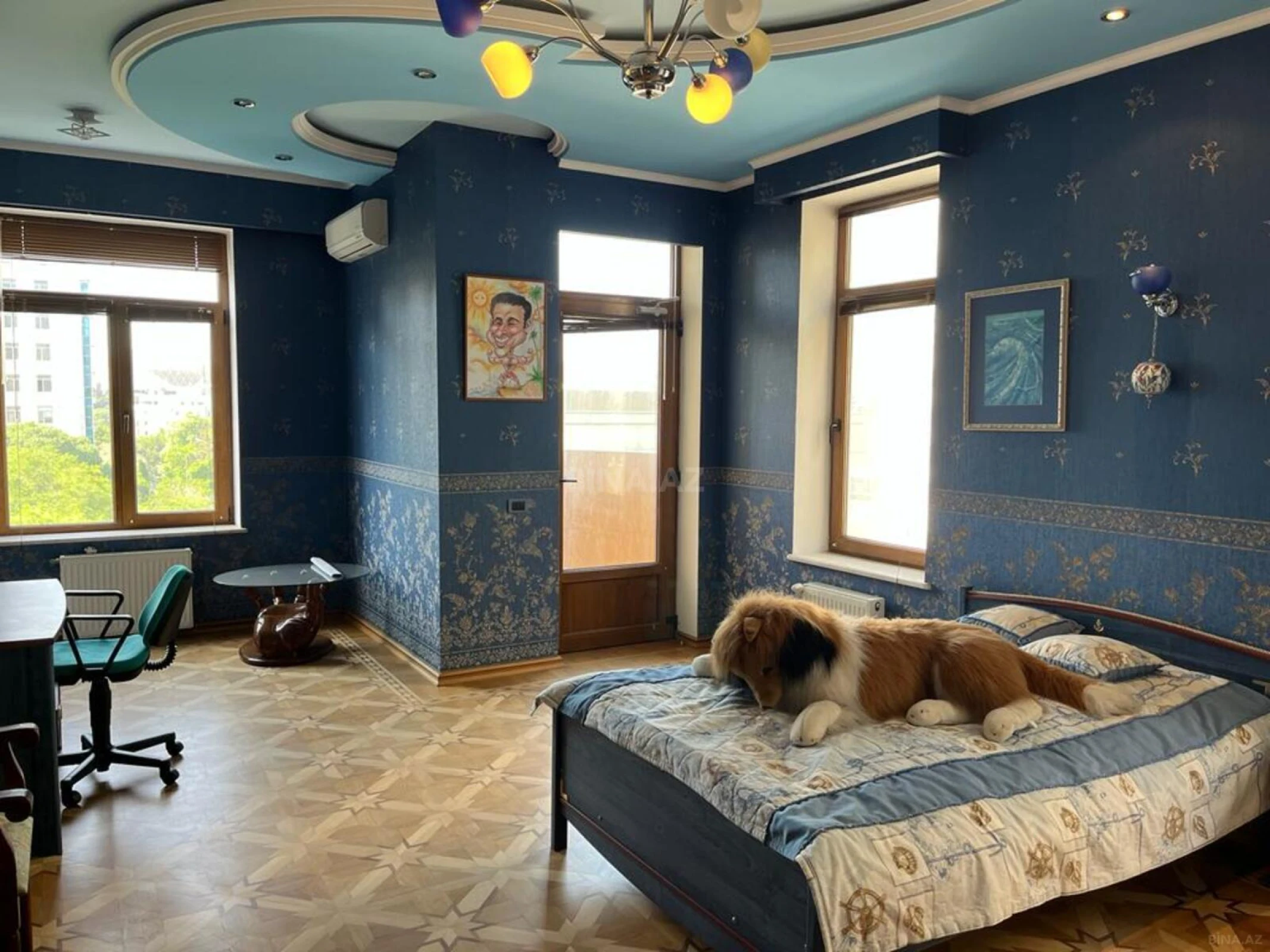 Satılır 5 otaqlı mənzil 295 m²