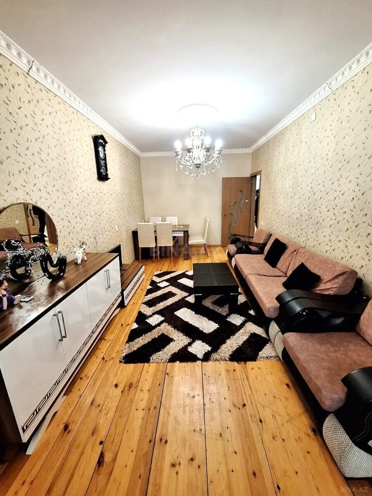 Satılır 2 otaqlı mənzil 70 m²