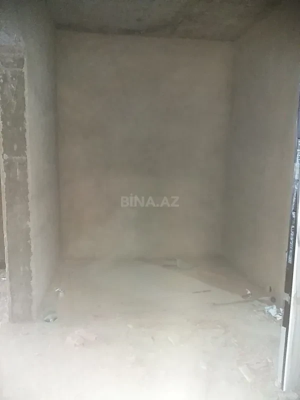 Satılır 1 otaqlı mənzil 78.5 m²