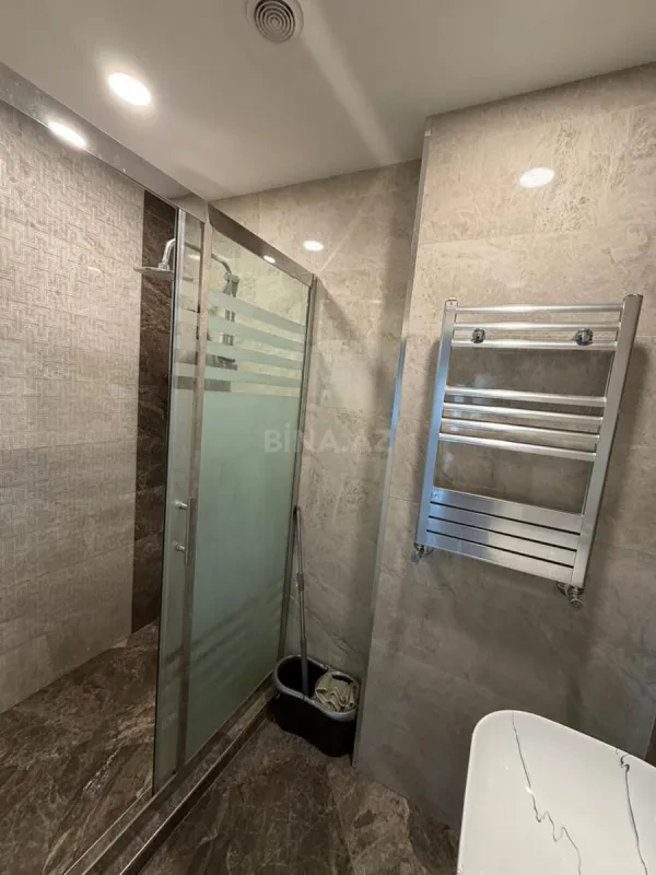 Kirayə verilir 3 otaqlı mənzil 97 m²
