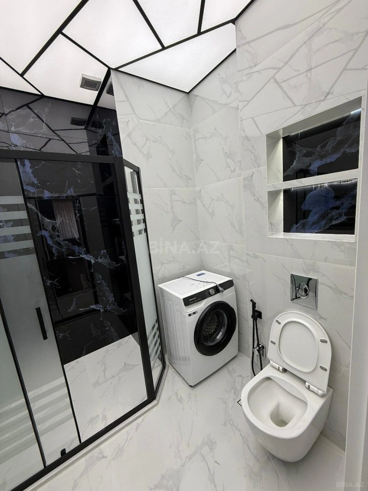 Kirayə verilir 4 otaqlı mənzil 140 m²