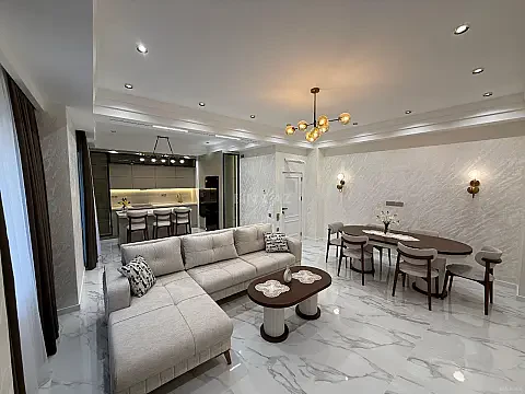 Kirayə verilir 4 otaqlı mənzil 140 m² — Bakı 4 otaq 140.00 m²