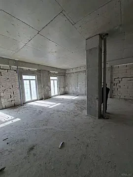 Satılır 3 otaqlı mənzil 122 m²
