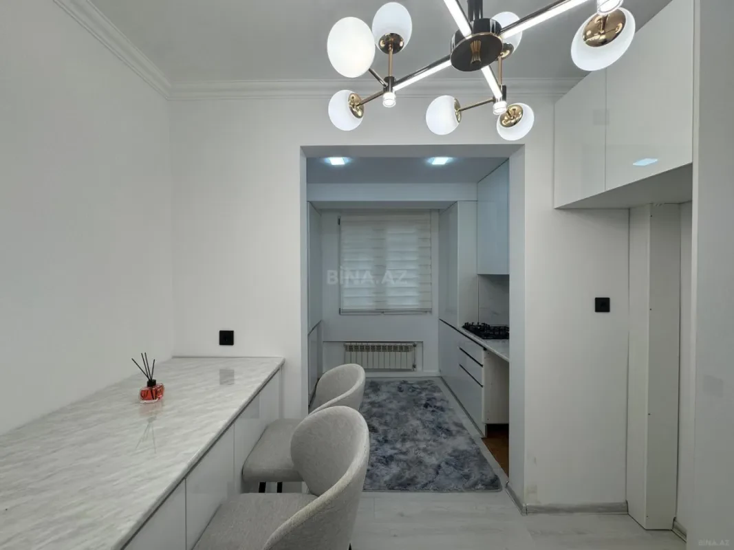 Satılır 2 otaqlı mənzil 60 m²