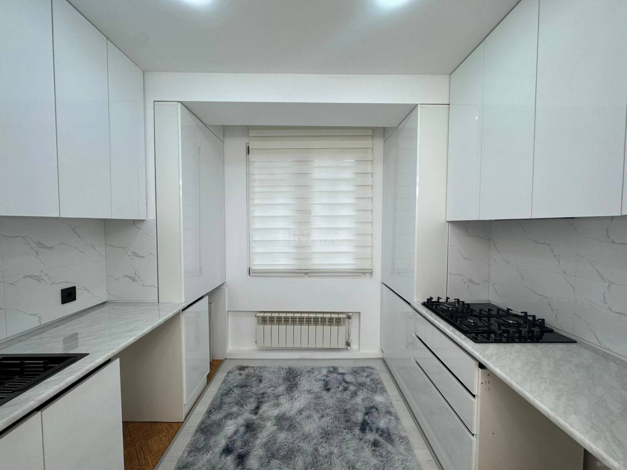 Satılır 2 otaqlı mənzil 60 m²
