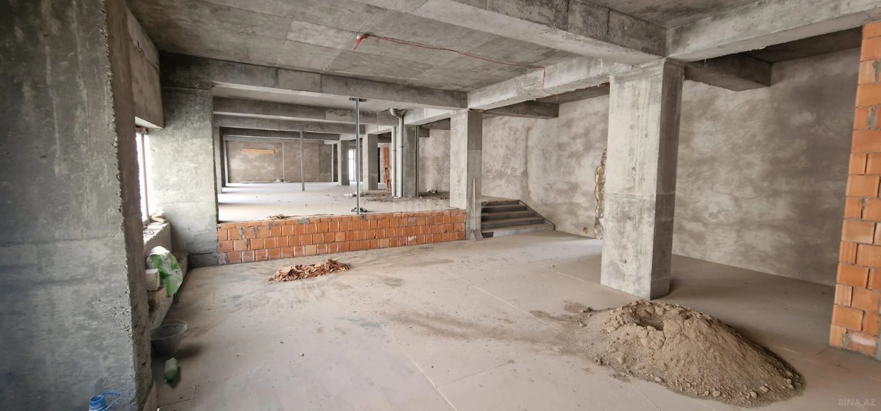 Kirayə verilir obyekt 1000 m²