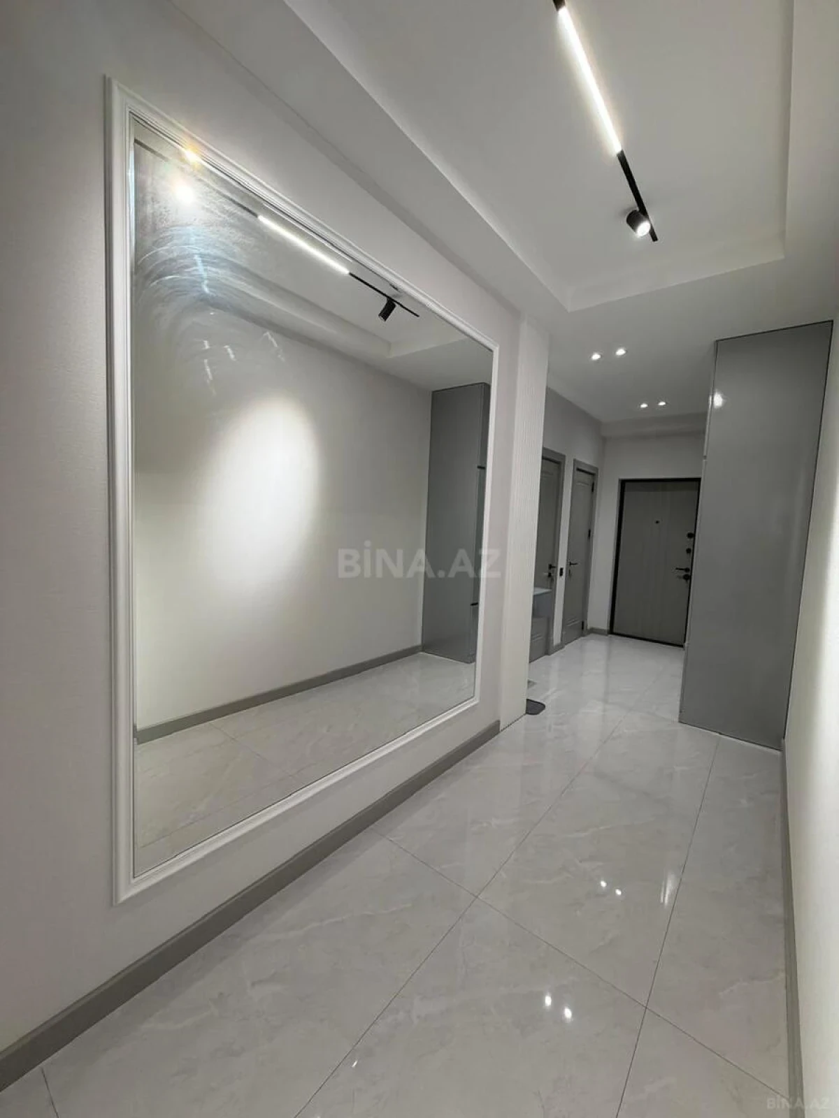 Satılır 3 otaqlı mənzil 86 m²
