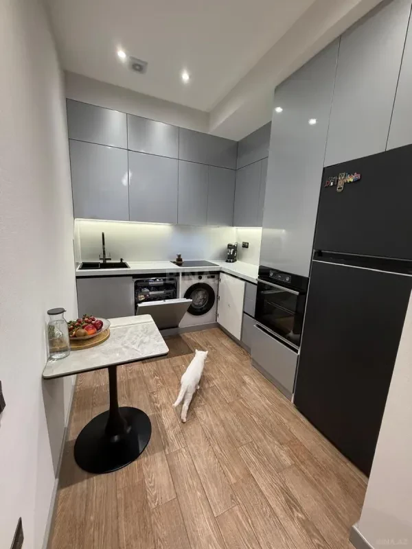 Satılır 3 otaqlı mənzil 86 m²
