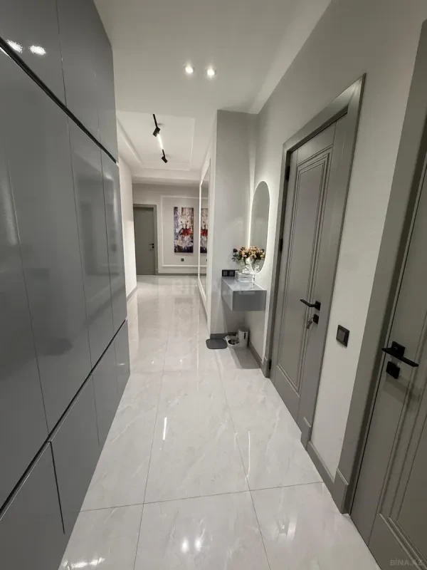 Satılır 3 otaqlı mənzil 86 m²