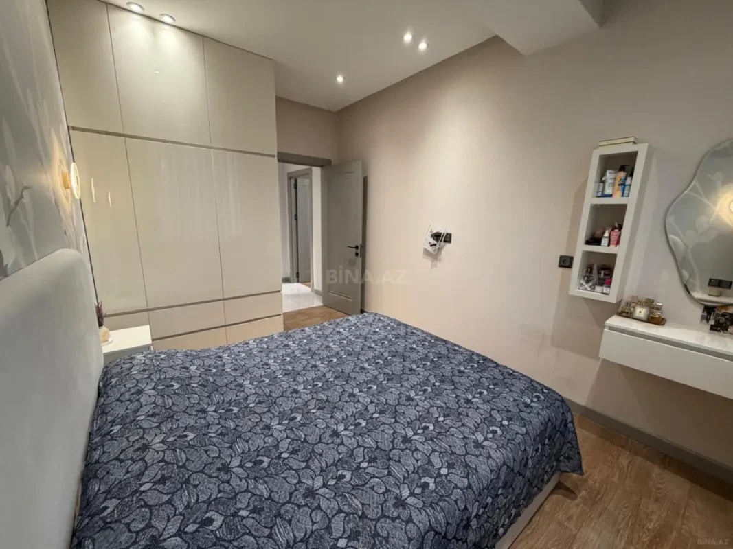 Satılır 3 otaqlı mənzil 86 m²