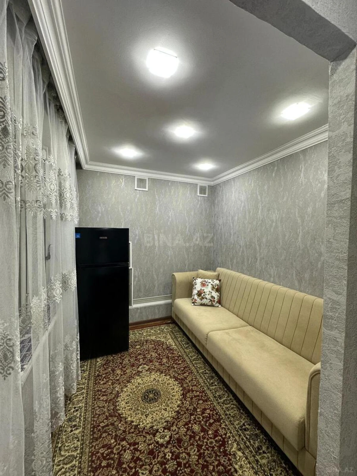 Kirayə verilir 2 otaqlı mənzil 40 m²