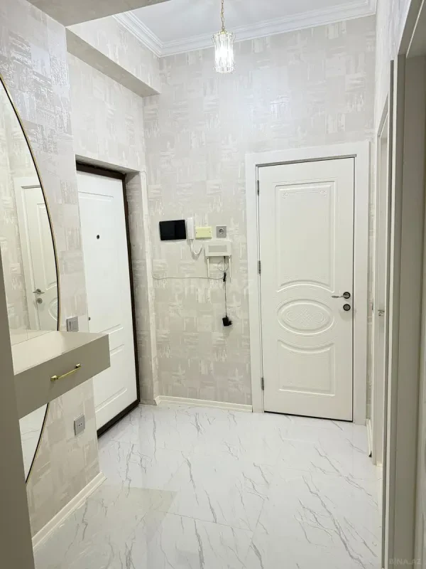 Satılır 3 otaqlı mənzil 68 m²