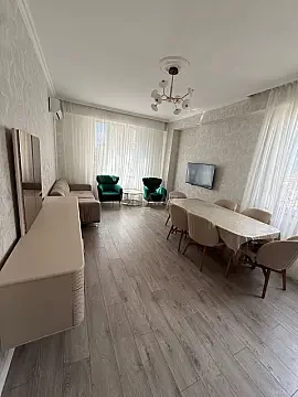 Satılır 3 otaqlı mənzil 68 m²
