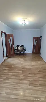 Kirayə verilir 2 otaqlı mənzil 40 m² — Bakı, 8-ci mikrorayon 2 otaq 40.00 m²