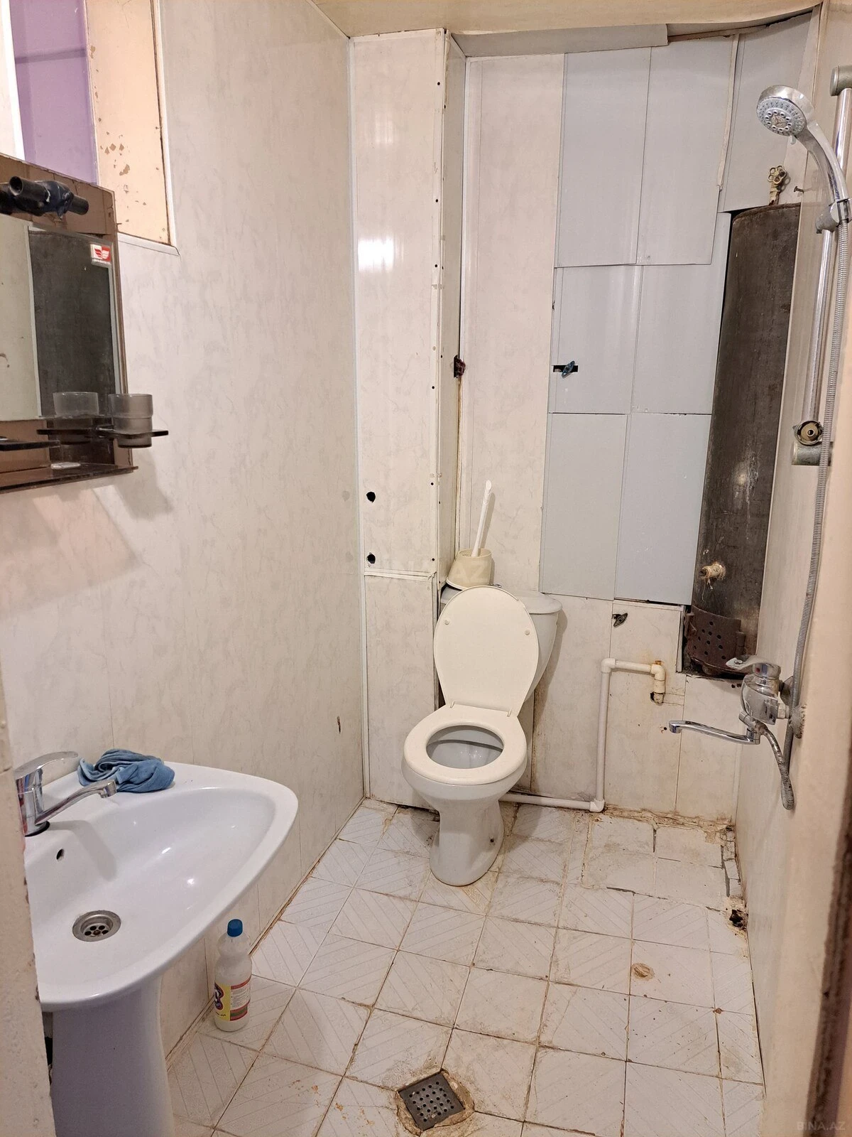 Kirayə verilir 2 otaqlı mənzil 50 m²