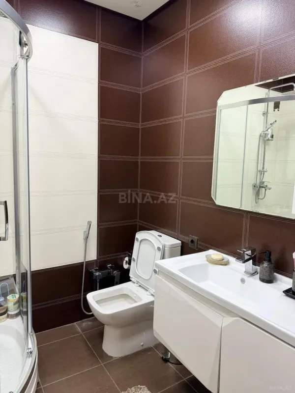 Satılır 4 otaqlı mənzil 161 m²