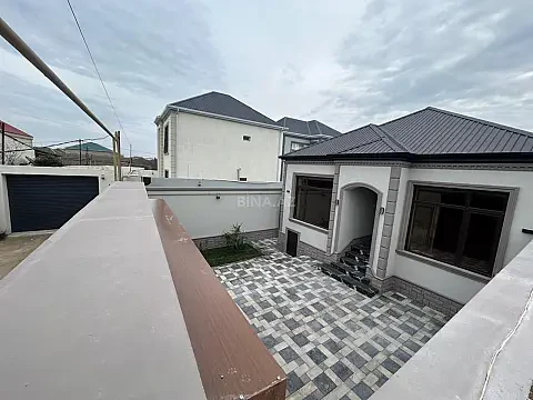 Satılır 4 otaqlı həyət evi 120 m²