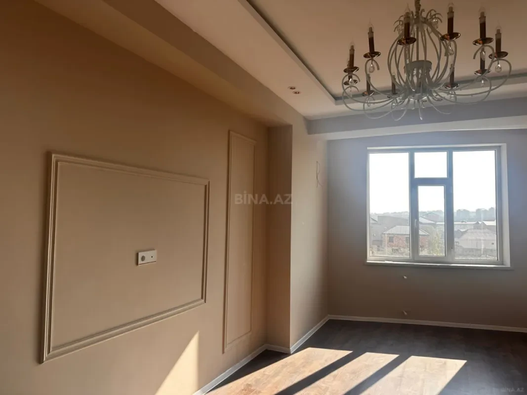 Satılır 3 otaqlı mənzil 102 m²