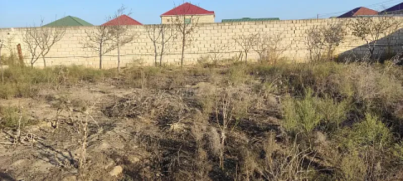 Satılır torpaq sahəsi 10 m²