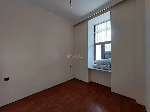 Kirayə verilir 2 otaqlı ofis 60 m²