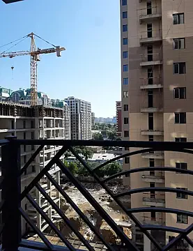 Satılır 2 otaqlı mənzil 77.8 m²