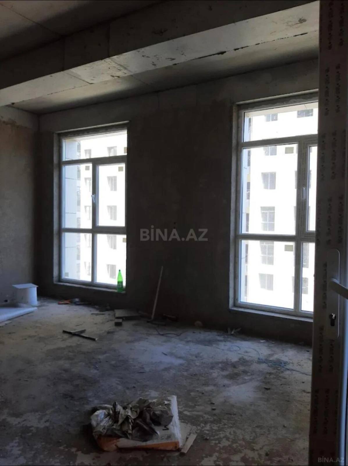 Satılır 2 otaqlı mənzil 77.8 m²