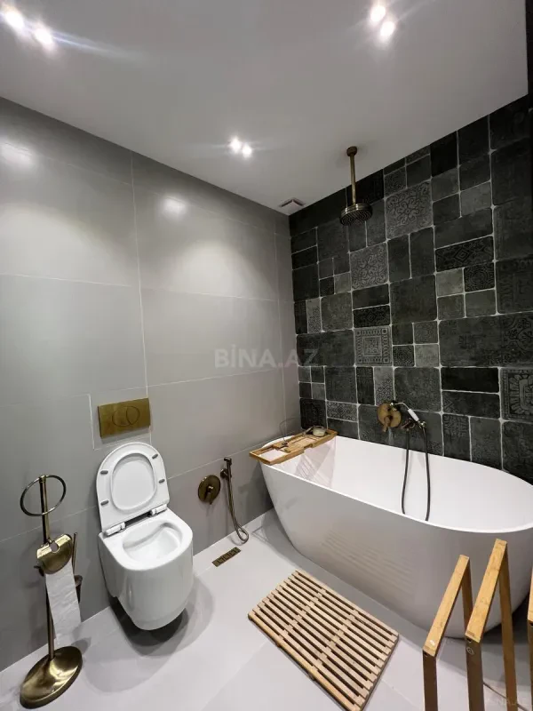 Kirayə verilir 2 otaqlı mənzil 70 m²