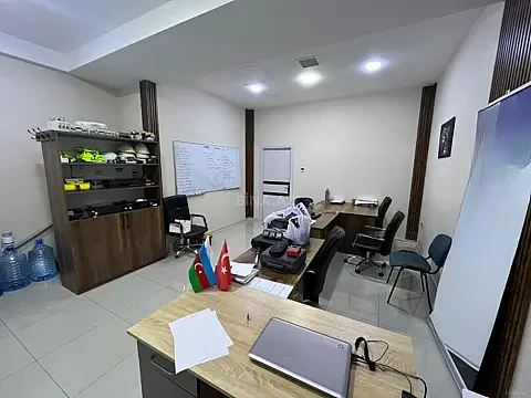 Kirayə verilir 2 otaqlı ofis 45 m²