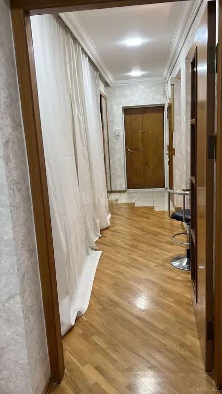 Satılır 3 otaqlı mənzil 85 m²