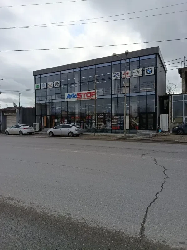 Kirayə verilir obyekt 500 m²