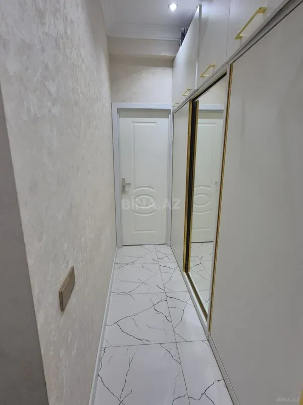 Satılır 2 otaqlı mənzil 65 m²