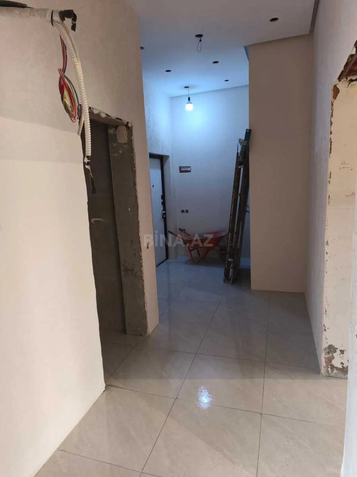 Satılır 3 otaqlı mənzil 58 m²