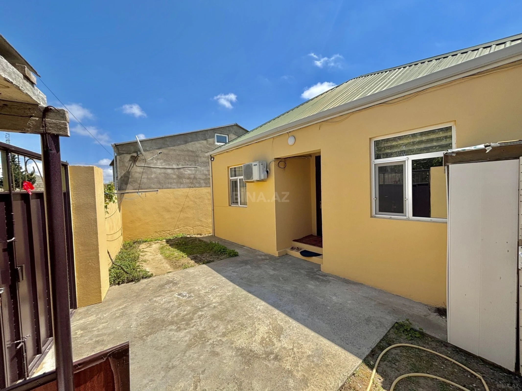 Satılır 3 otaqlı həyət evi 90 m²
