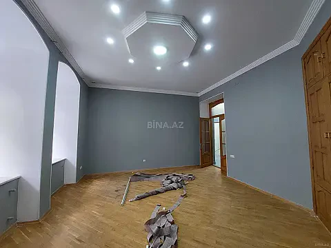 Kirayə verilir 4 otaqlı ofis 180 m²