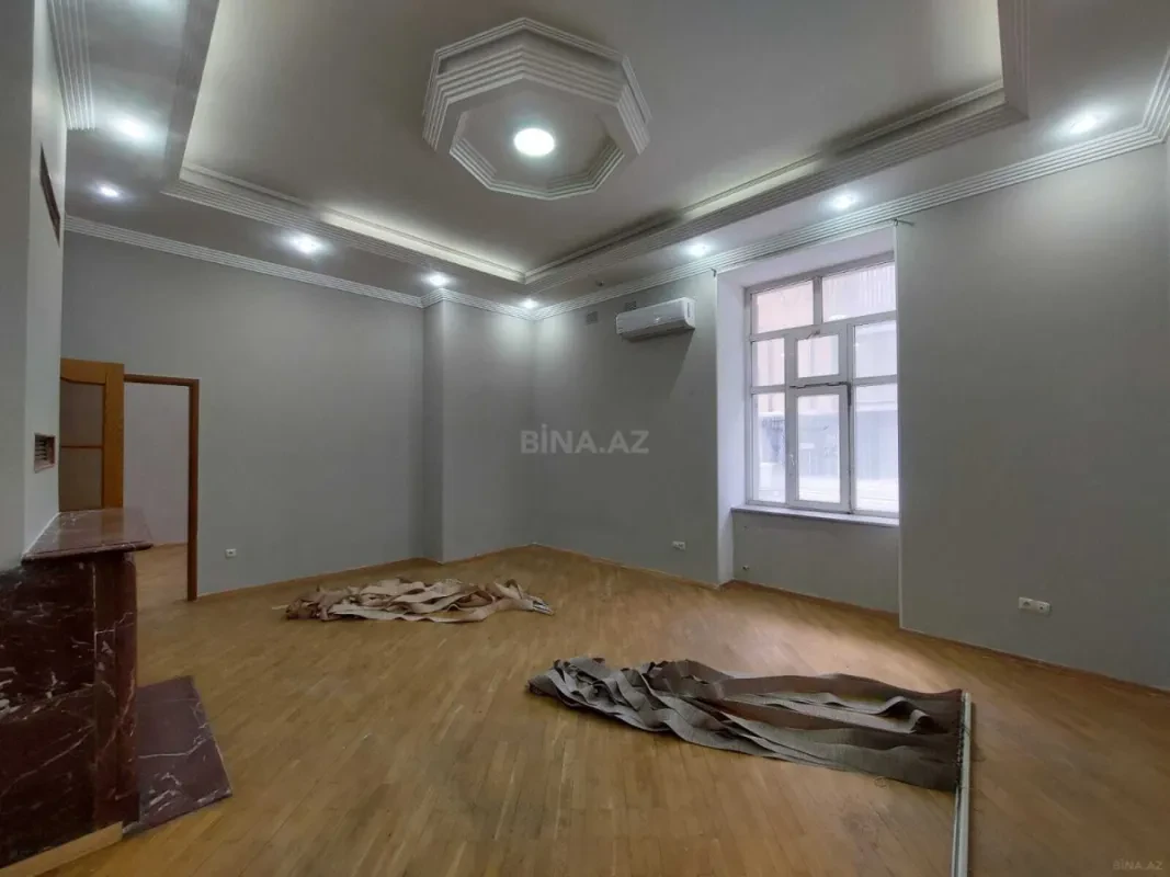 Kirayə verilir 4 otaqlı ofis 180 m²