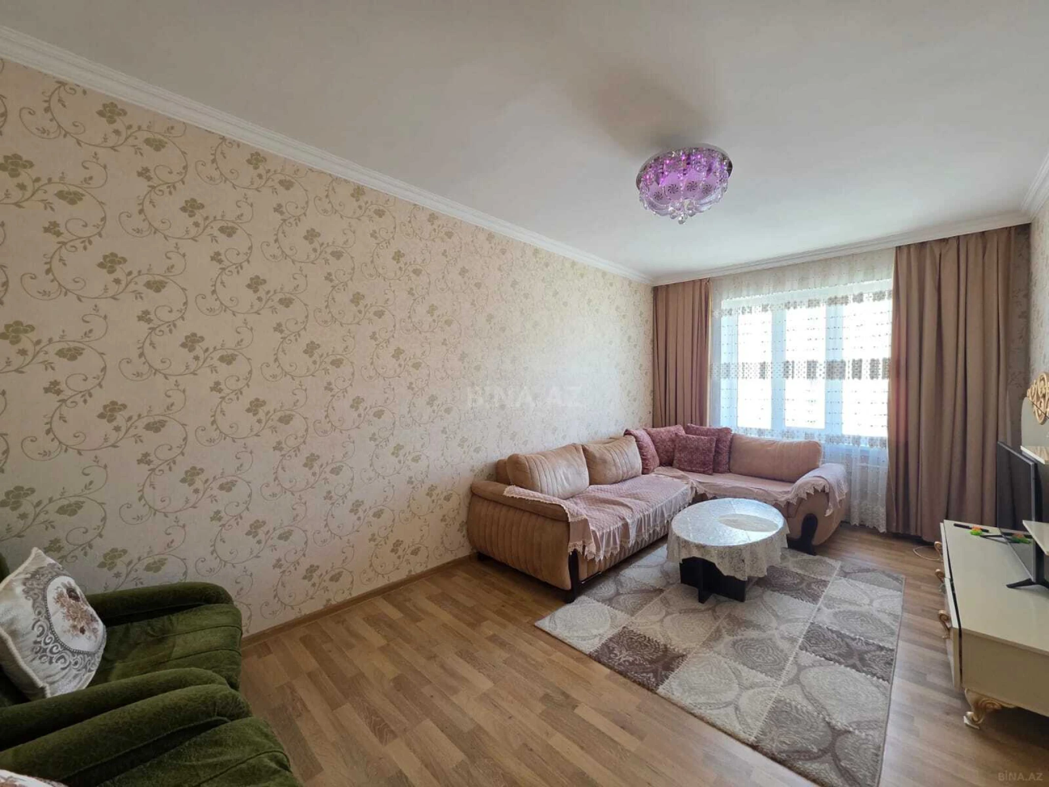 Satılır 5 otaqlı mənzil 120 m²