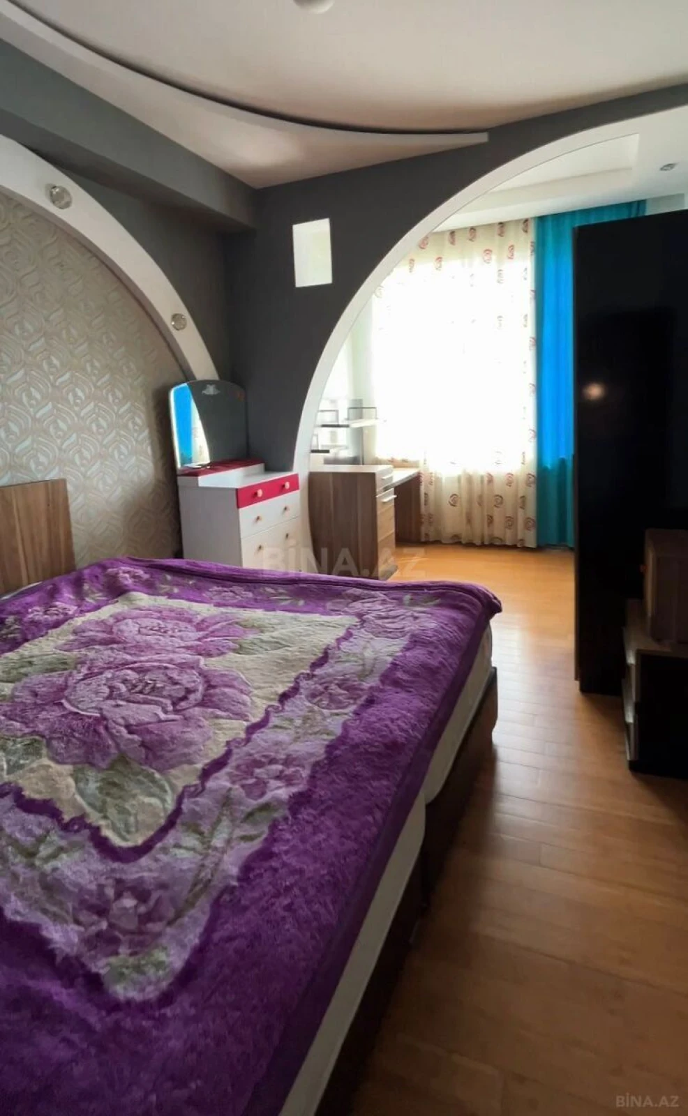 Satılır 3 otaqlı mənzil 92 m²